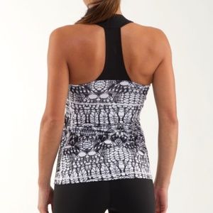 🍋 LULULEMON Scoop Neck Tank Glacier Lace